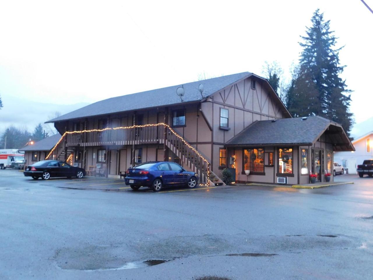 Packwood Inn Экстерьер фото